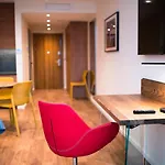 アパート Easy Rent- Aperta Art Centrum, Basen & Spa, Free Parking 24h Check-in *