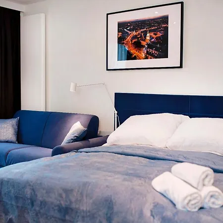 Easy Rent - Aperta Art - Basen & Apartament