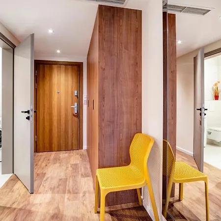 Easy Rent- Aperta Art Centrum, Basen & Spa, Free Parking 24h Check-in Апартаменты *